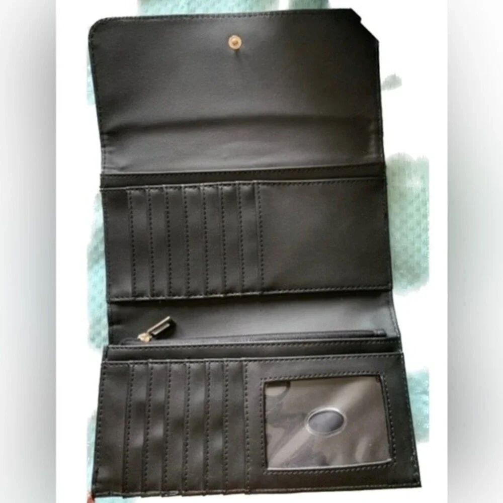 NWOT Vintage Esprit Zip Around Wallet. Brown.